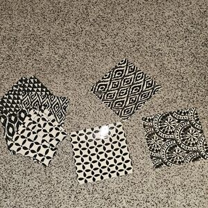 World Market Black and White Patterned Plate And Napkin Set